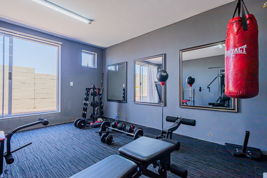 5 Bedroom Property for Sale in Myburgh Park Western Cape